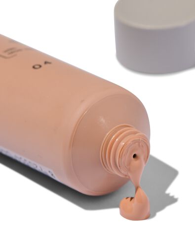 foundation natural skin 04