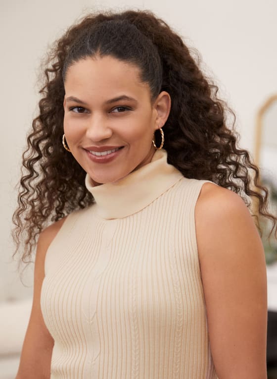 Sleeveless Turtleneck Top