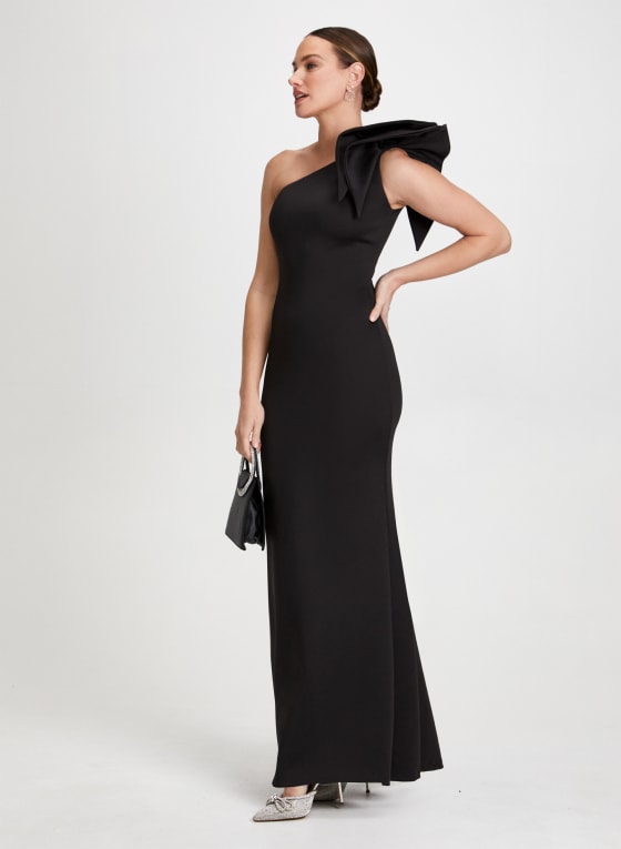 Oversized Flower Detail Dress