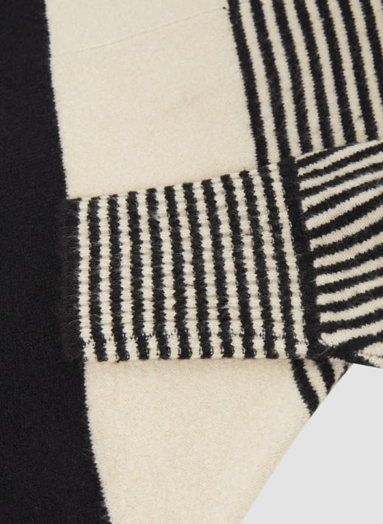 Stripe Print Turtleneck Sweater