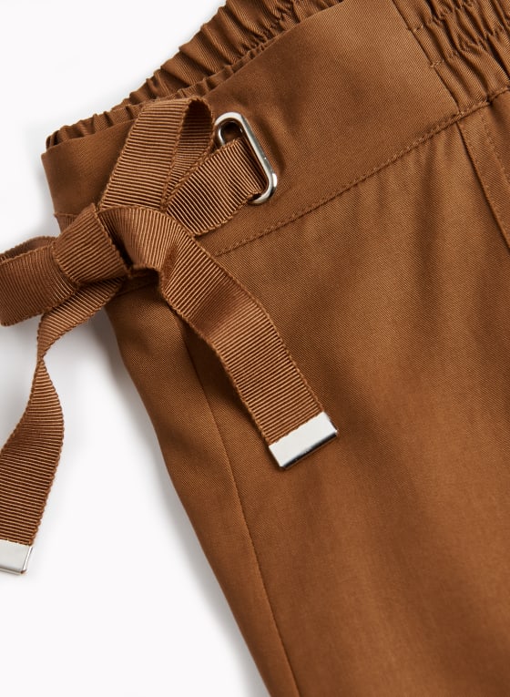 Pull-On Fluid Denim Cargo Capris