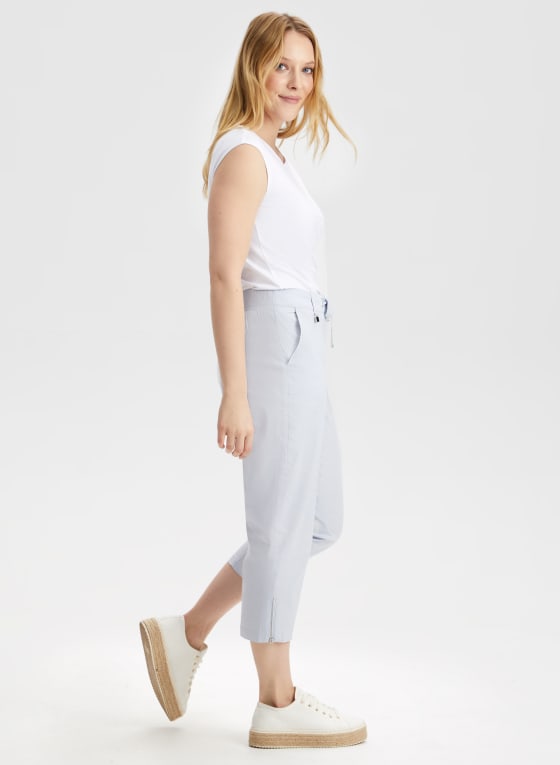 Zipper Detail Capris