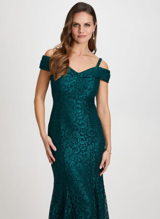 Lace Off-the-Shoulder Mermaid Dress