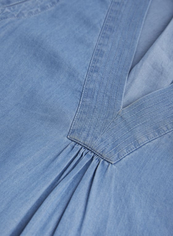 Sleeveless V-Neck Dress