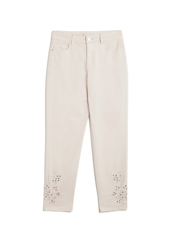 Embellished Floral Embroidery Jeans