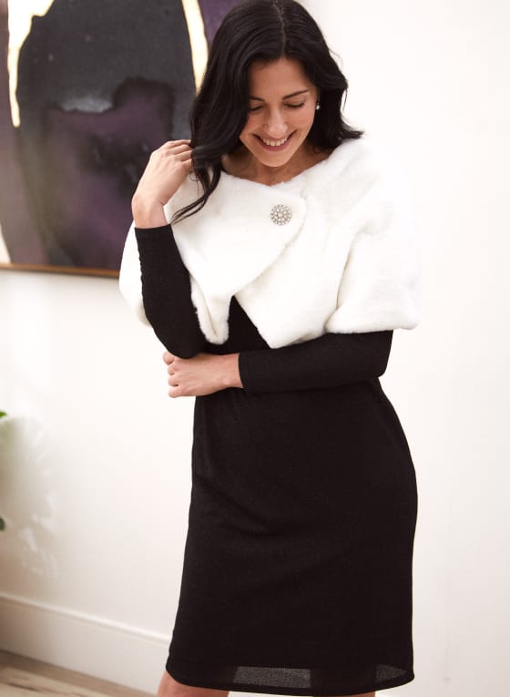 Short Faux Fur Wrap