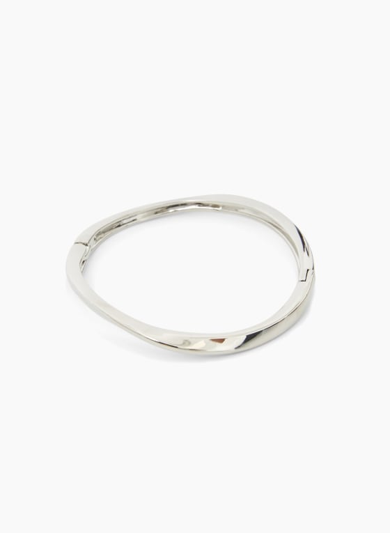 Wave Detail Hinge Bracelet