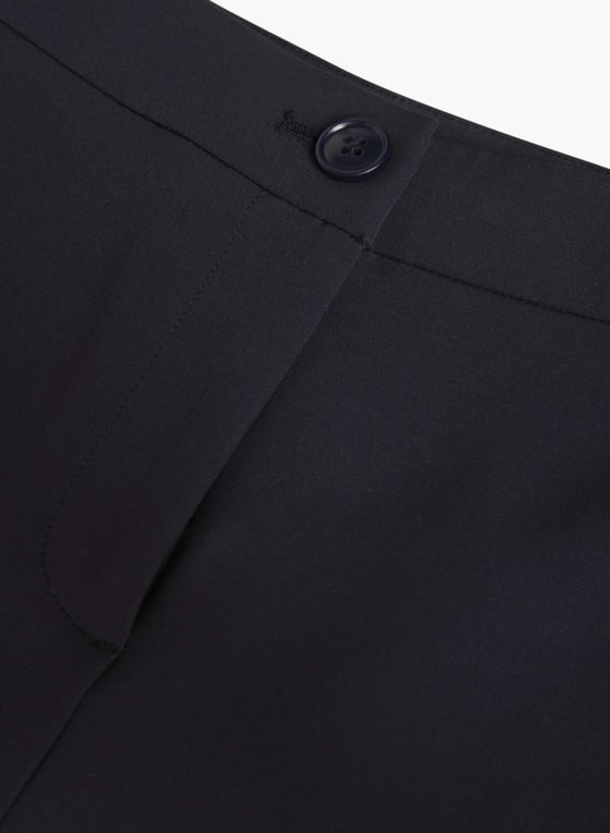 Modern Fit Straight Leg Pants