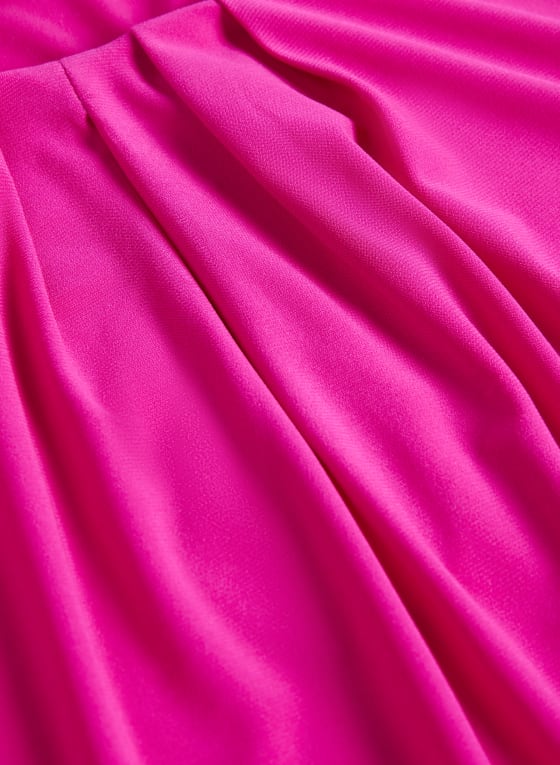 Sleeveless Keyhole Detail Top