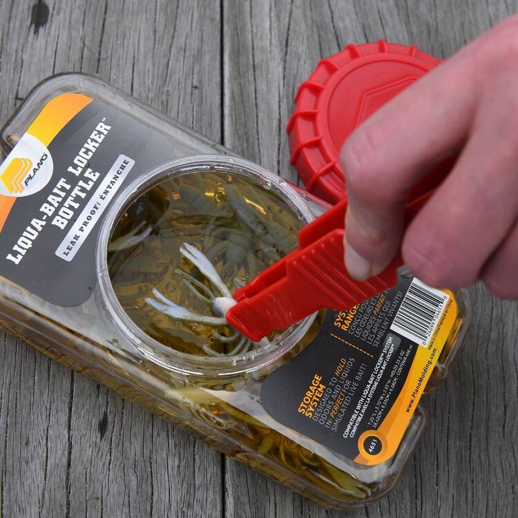 Plano Liquid Bait Locker Bottle & Bait Grabber Kit