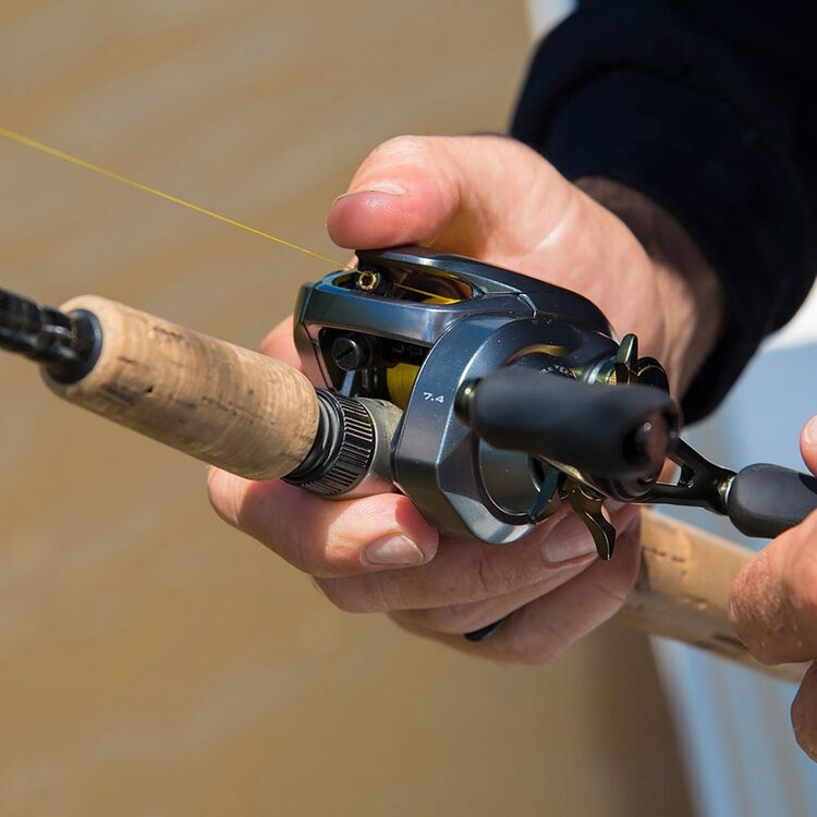 Shimano Curado 200 HG Baitcast Reel Grey