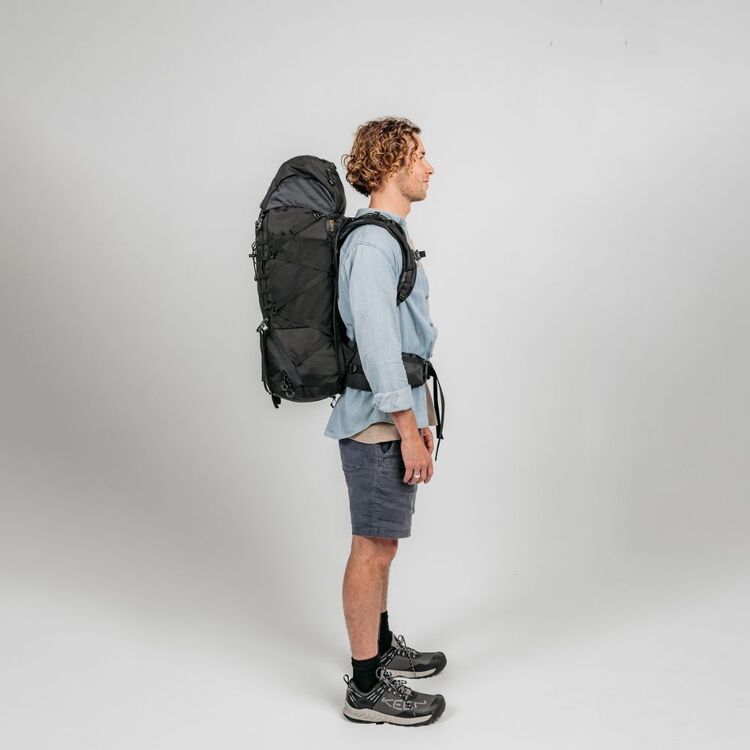 BlackWolf 75L Nankeen Hike Pack Jet Black 75 L