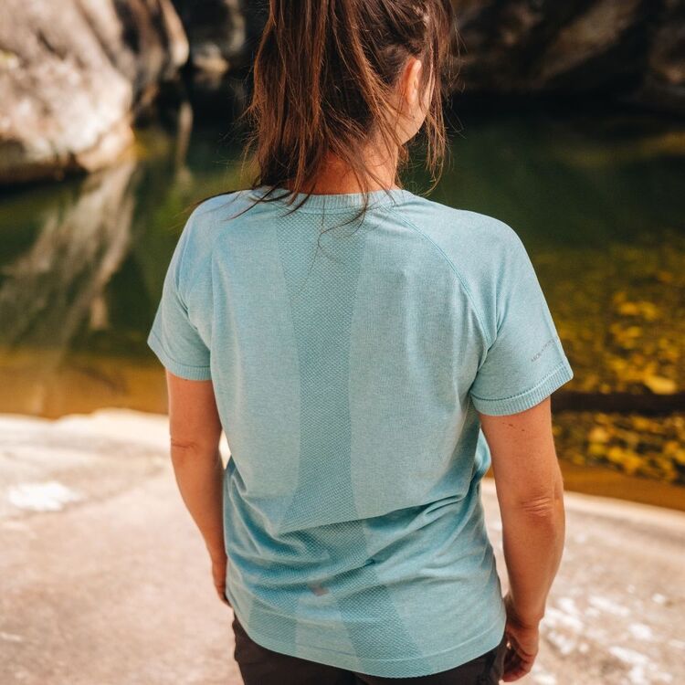 Mountain Designs Women's Motion Seamless Tee Teal Melange
