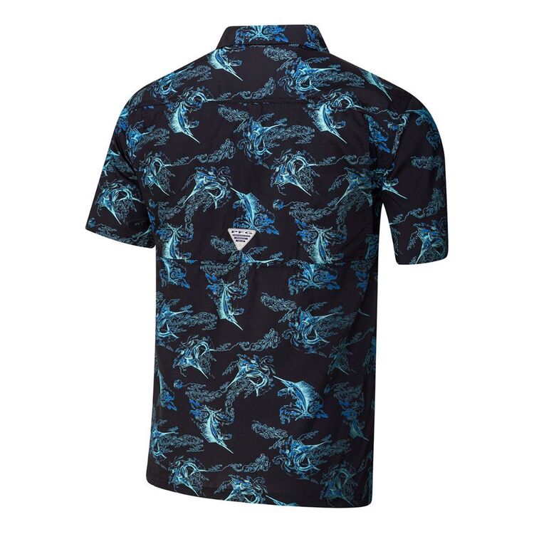 Columbia Men's Slack Tide Camp Short Sleeve Shirt Black Sails