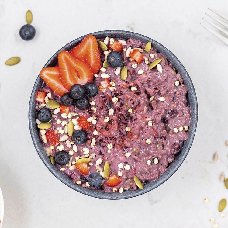 Radix Ultra Mixed Berry Breakfast Camping Food Multicoloured Ultra