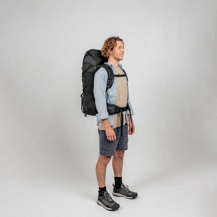 BlackWolf 75L Nankeen Hike Pack Jet Black 75 L
