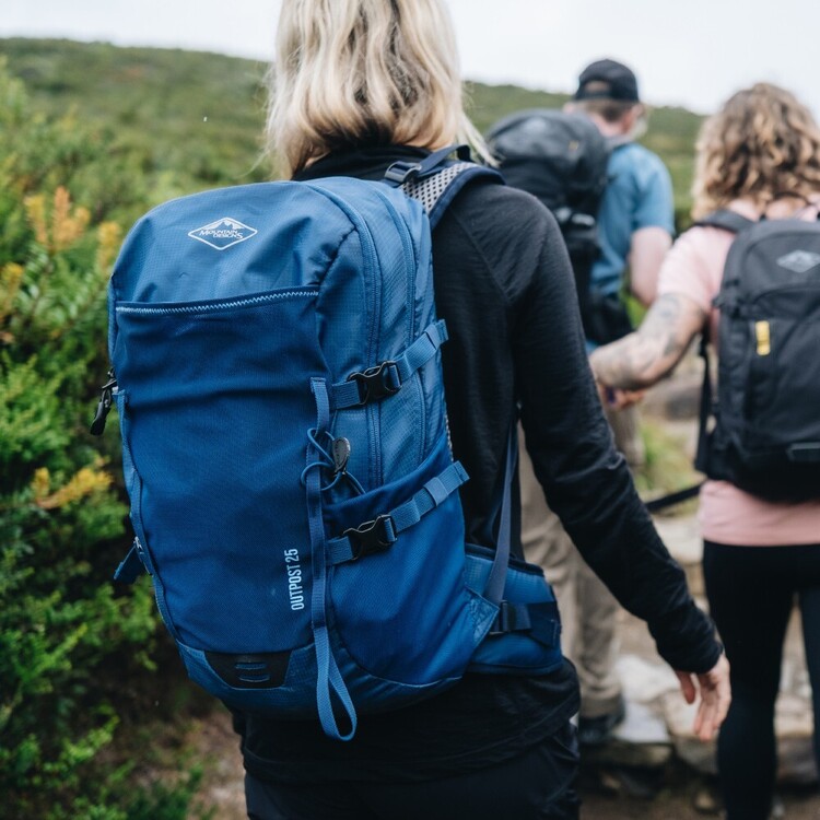 Mountain Designs Outpost 25L Day Pack Blue 25 L