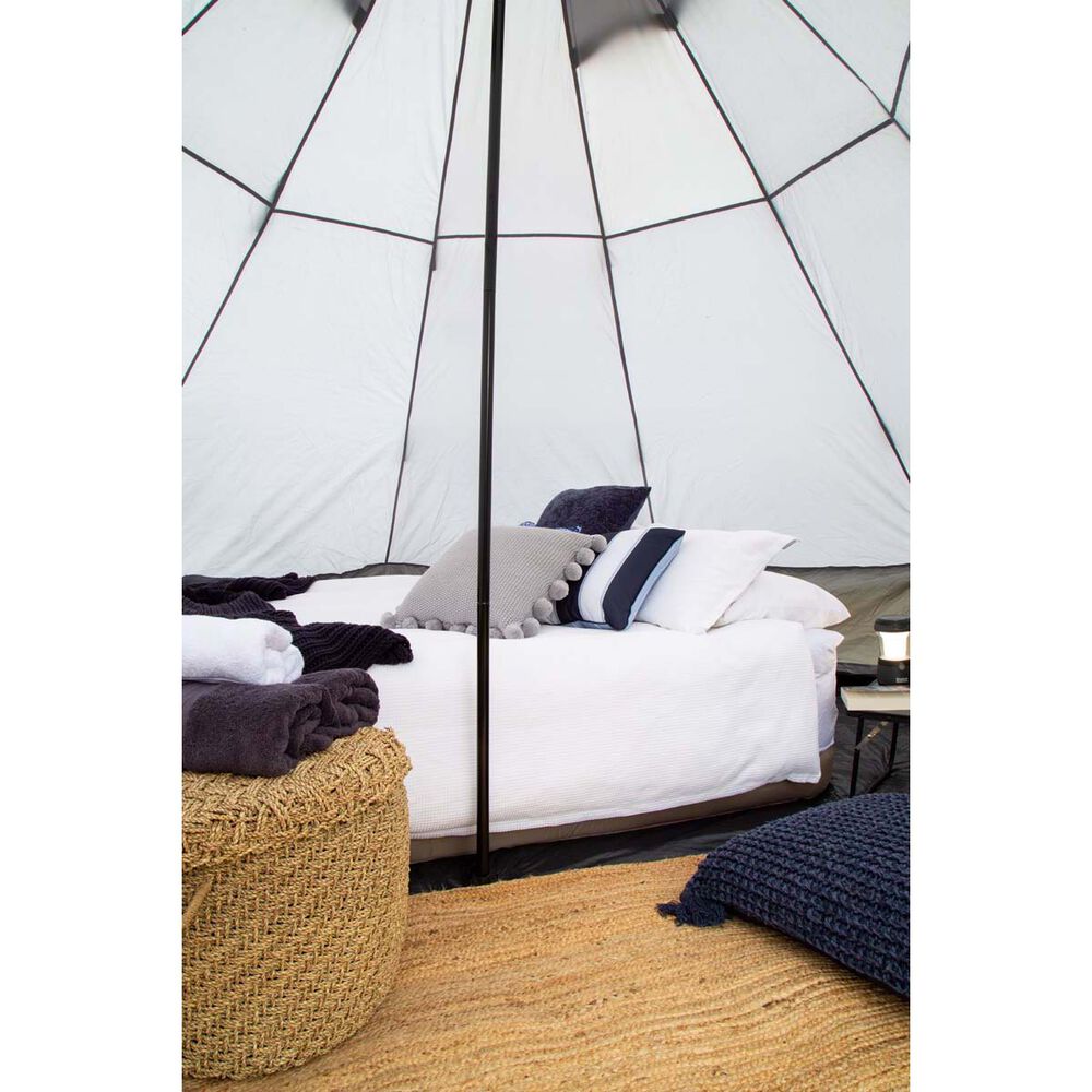 Explore Planet Earth Bellbird Glamping Tent