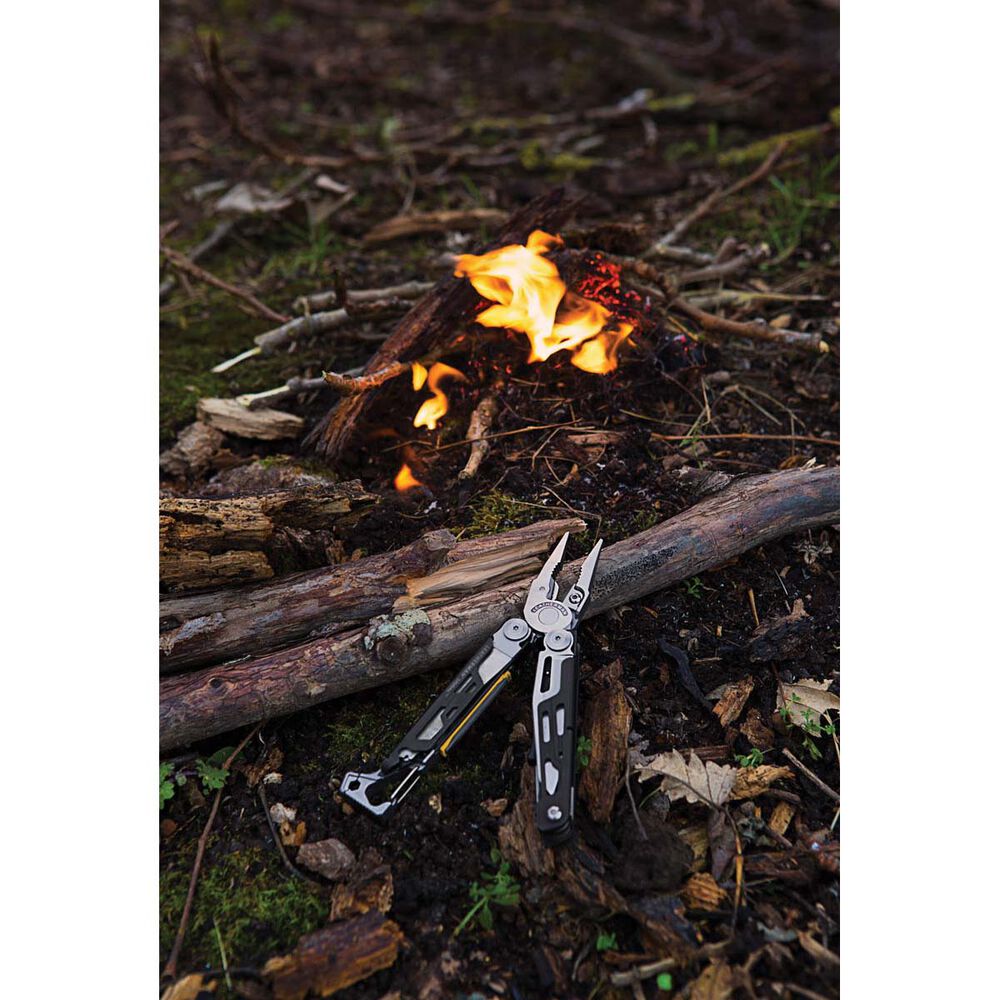 Leatherman Signal 19 in 1 Multi -Tool