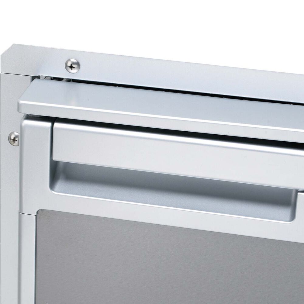 Dometic CRX 80 Flush Mount Installation Frame