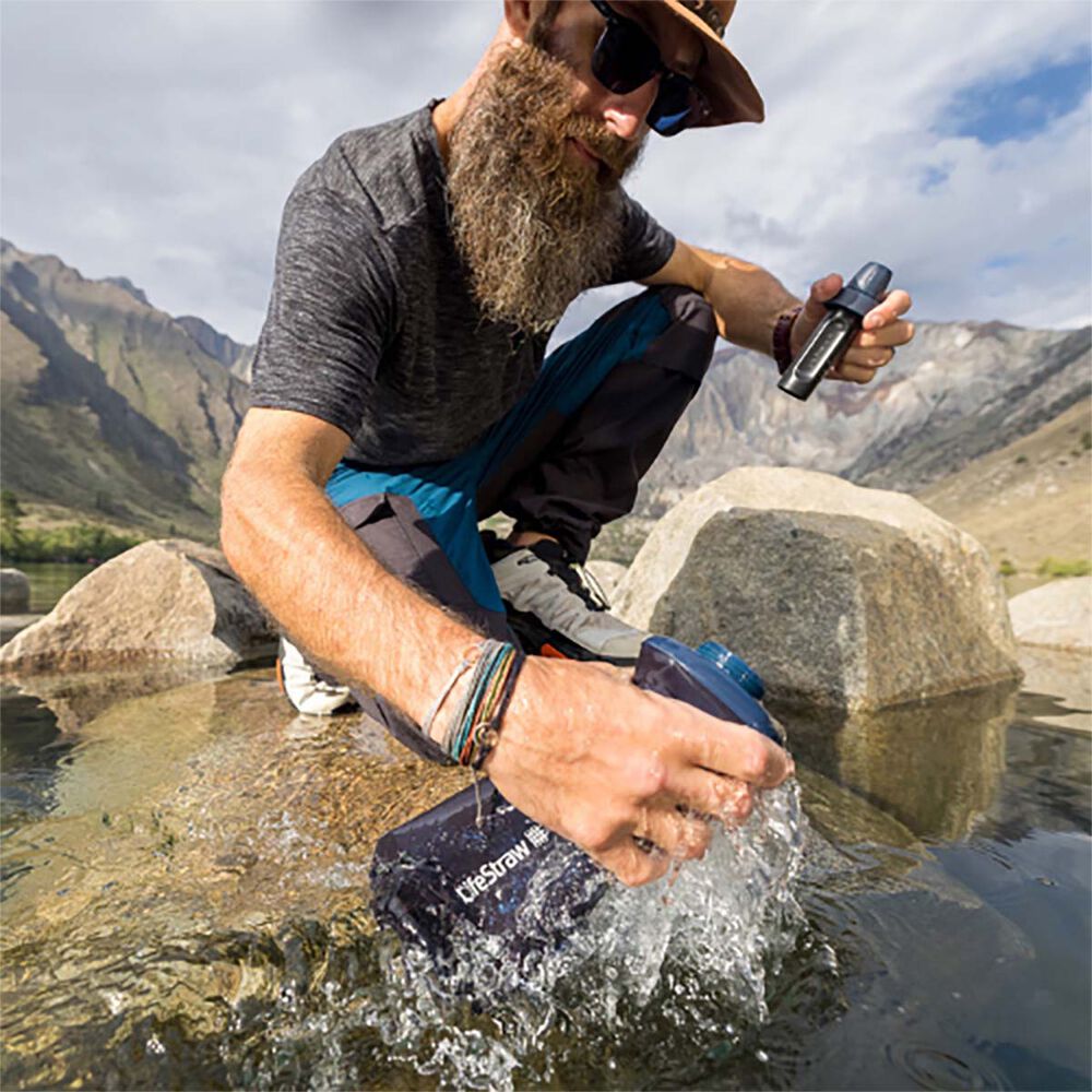 LifeStraw Peak Collapsible Squeeze Bottle Water Filter System 650ml