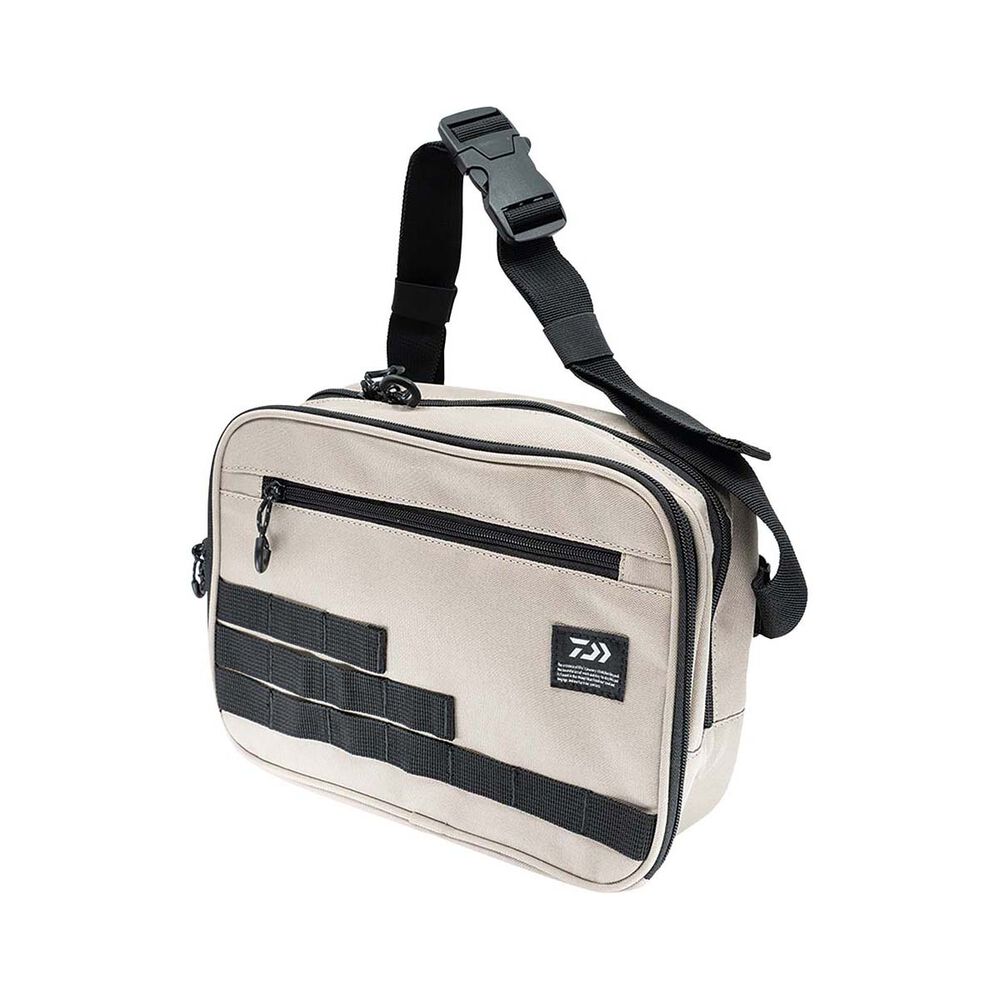 Daiwa Guide Waist Tackle Bag