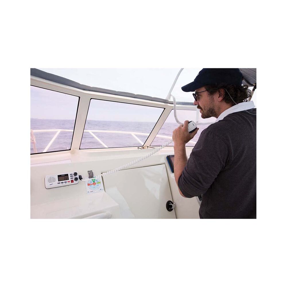 Uniden UM355VHF VHF Radio