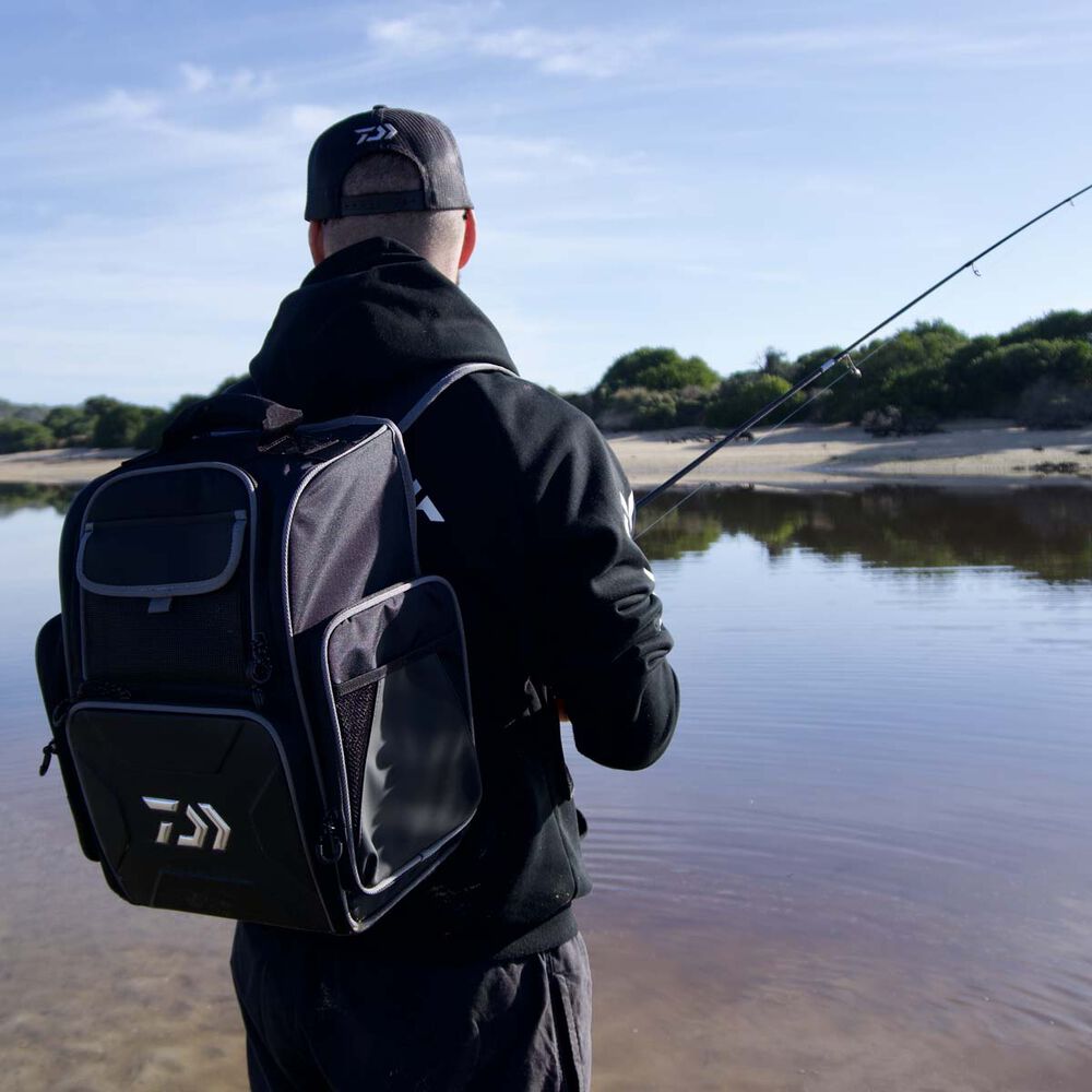 Daiwa D-Vec Backpack Tackle Bag