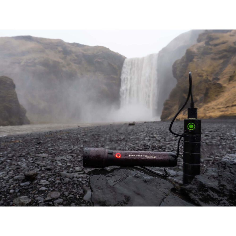 Ledlenser P7R Signature Torch