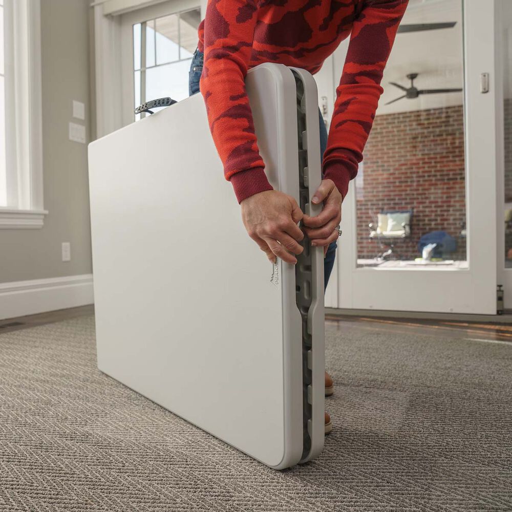 Peakform 6ft Centrefold Blow Mould Folding Table