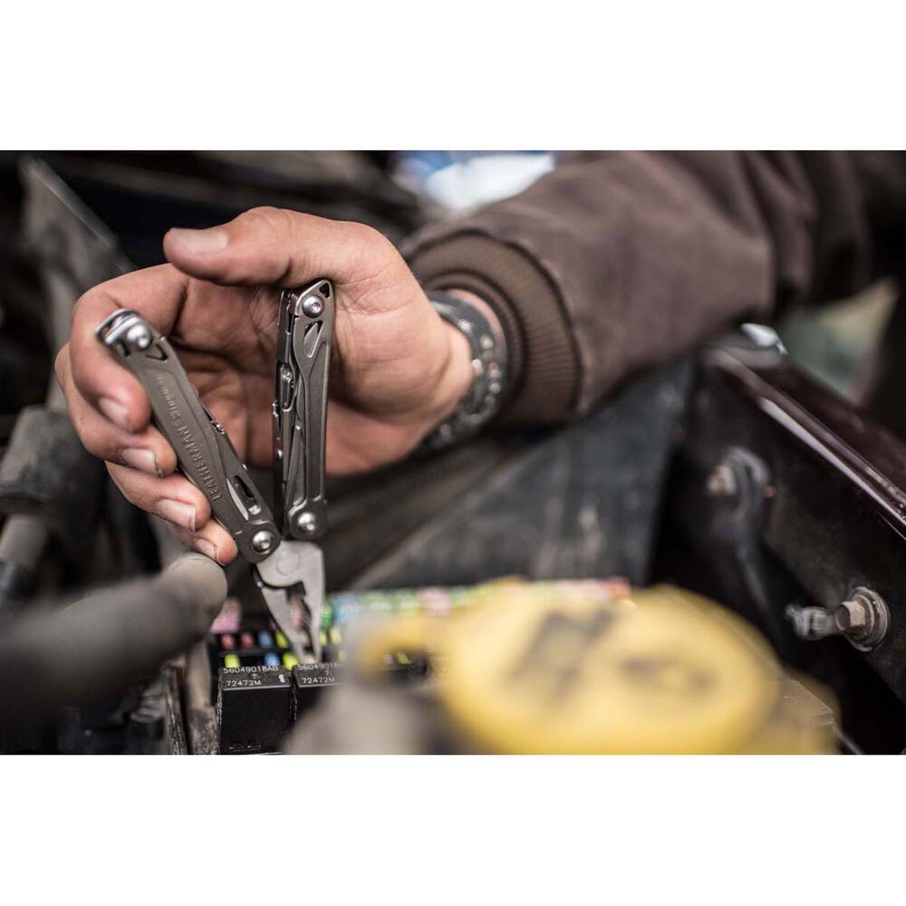Leatherman Wingman Multi-Tool