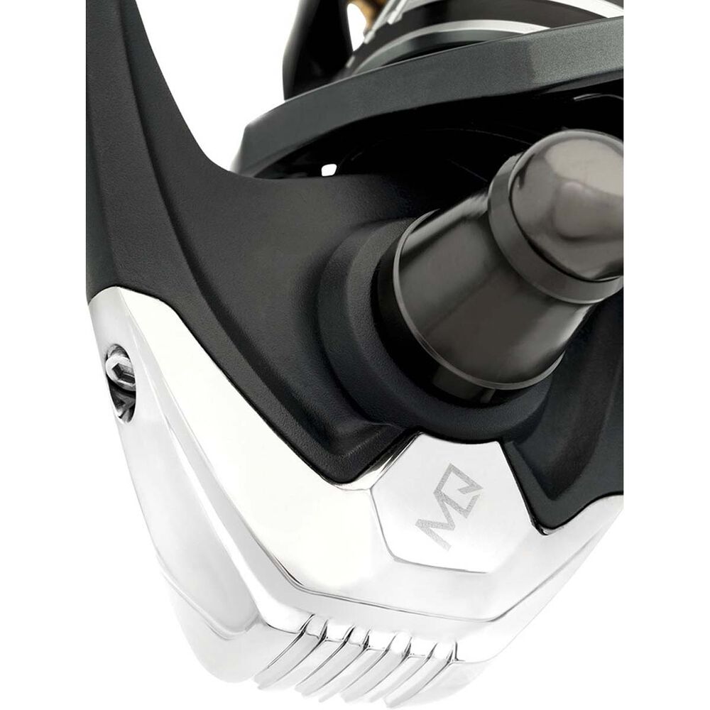 Daiwa BG MQ 10000-H Spinning Reel