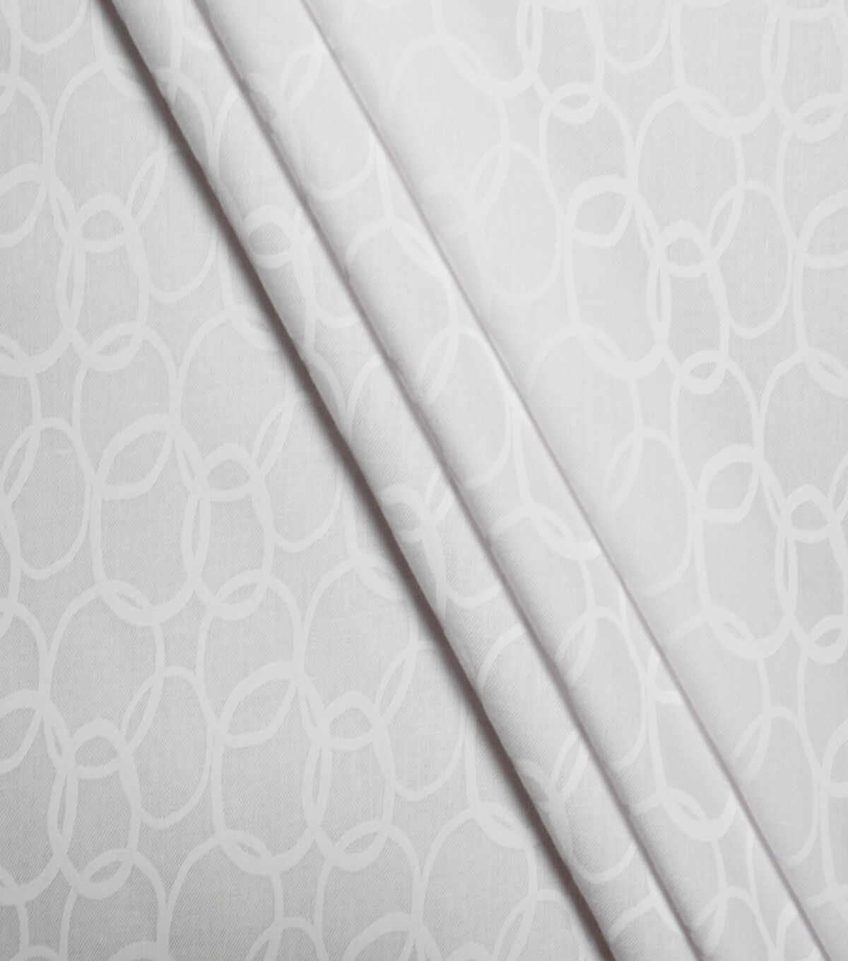 White Linked Circles Quilt Cotton Fabric by Quilter's Showcase